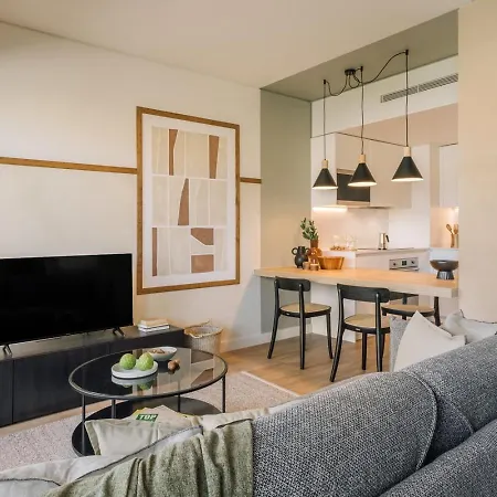 Areosa - 1 Bedroom In Parque Nacoes Лісабон