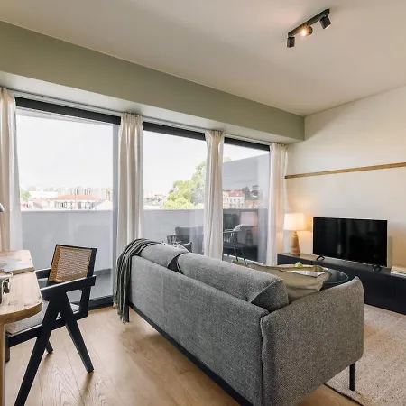 Апартаменти Areosa - 1 Bedroom In Parque Nacoes *