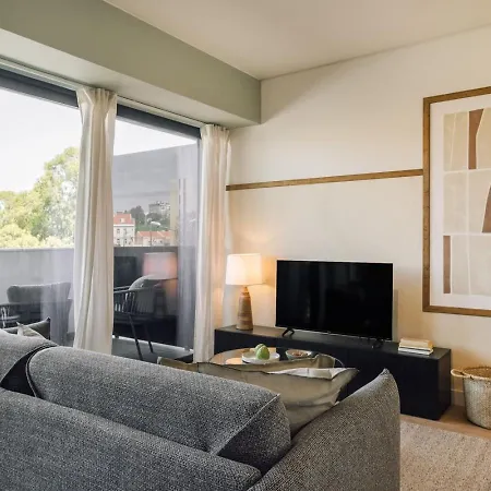 Areosa - 1 Bedroom In Parque Nacoes Lejlighed